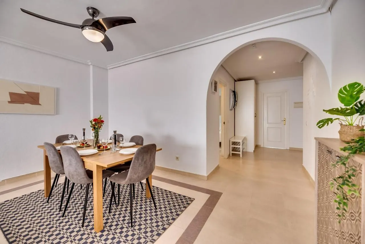 Apartment Tranquil 2 Bdrm Peaceful Apt W/ 2 Pools Marbella