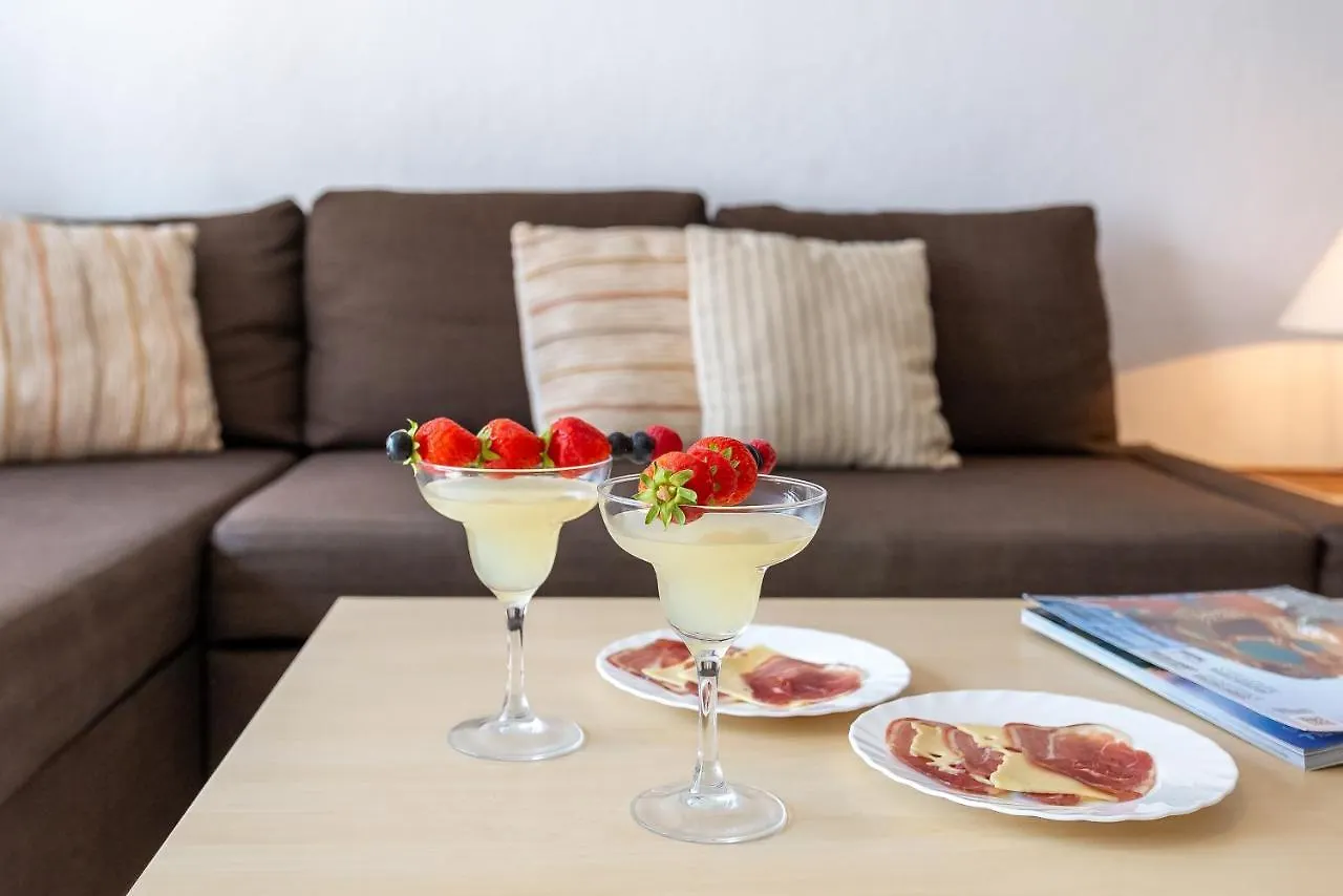 Tranquil 2 Bdrm Peaceful Apt W/ 2 Pools Marbella 0*,