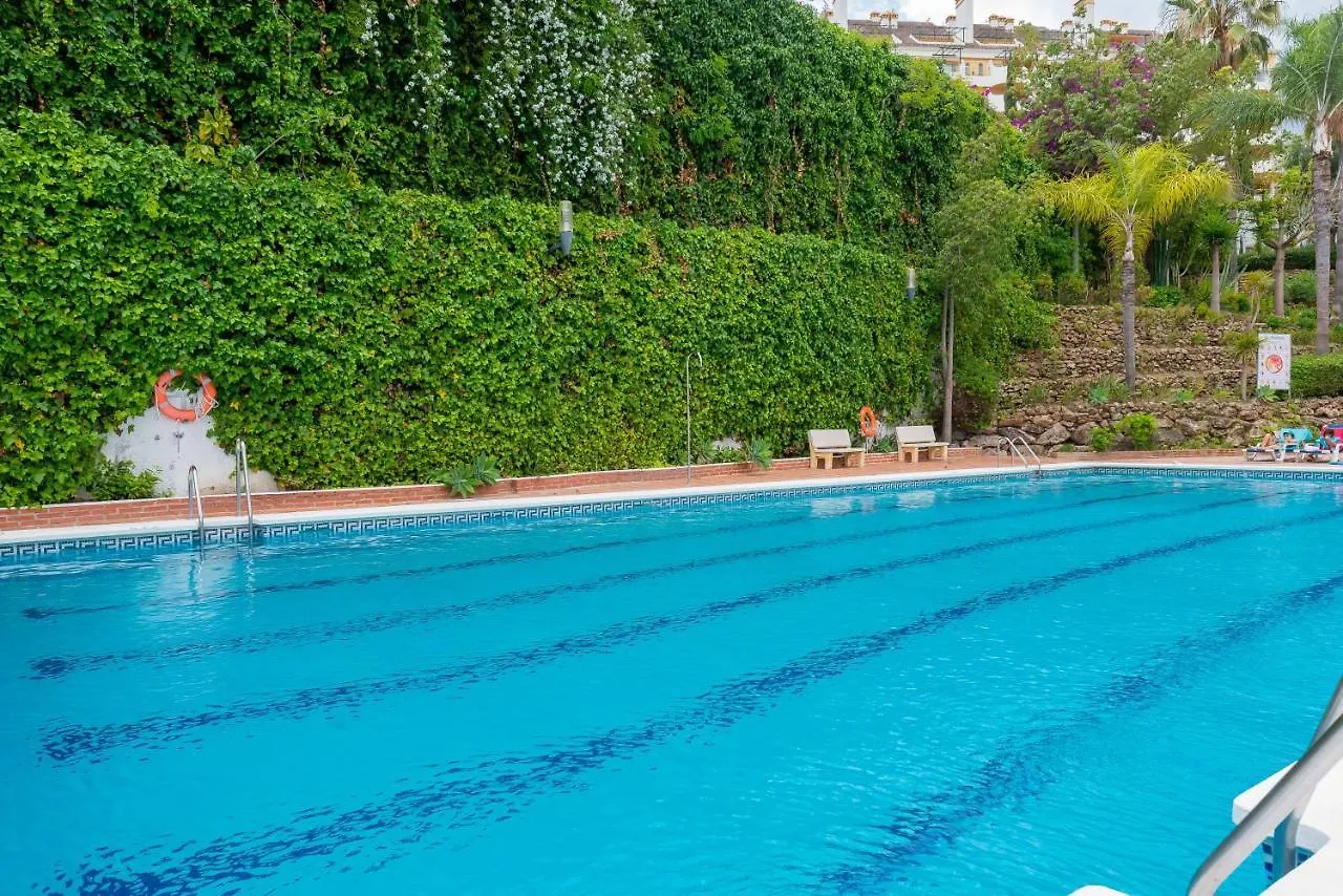 Apartment Tranquil 2 Bdrm Peaceful Apt W/ 2 Pools Marbella