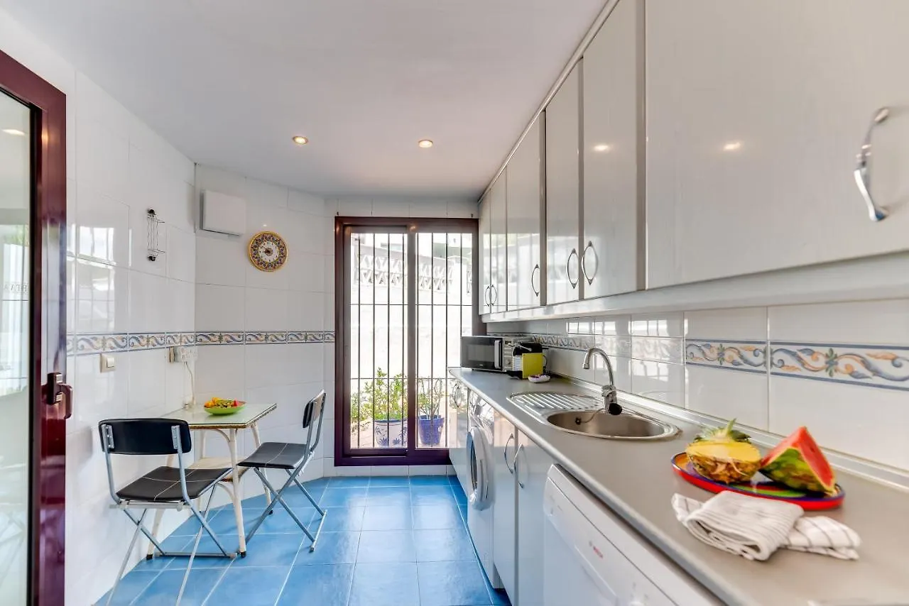 Apartment Tranquil 2 Bdrm Peaceful Apt W/ 2 Pools Marbella