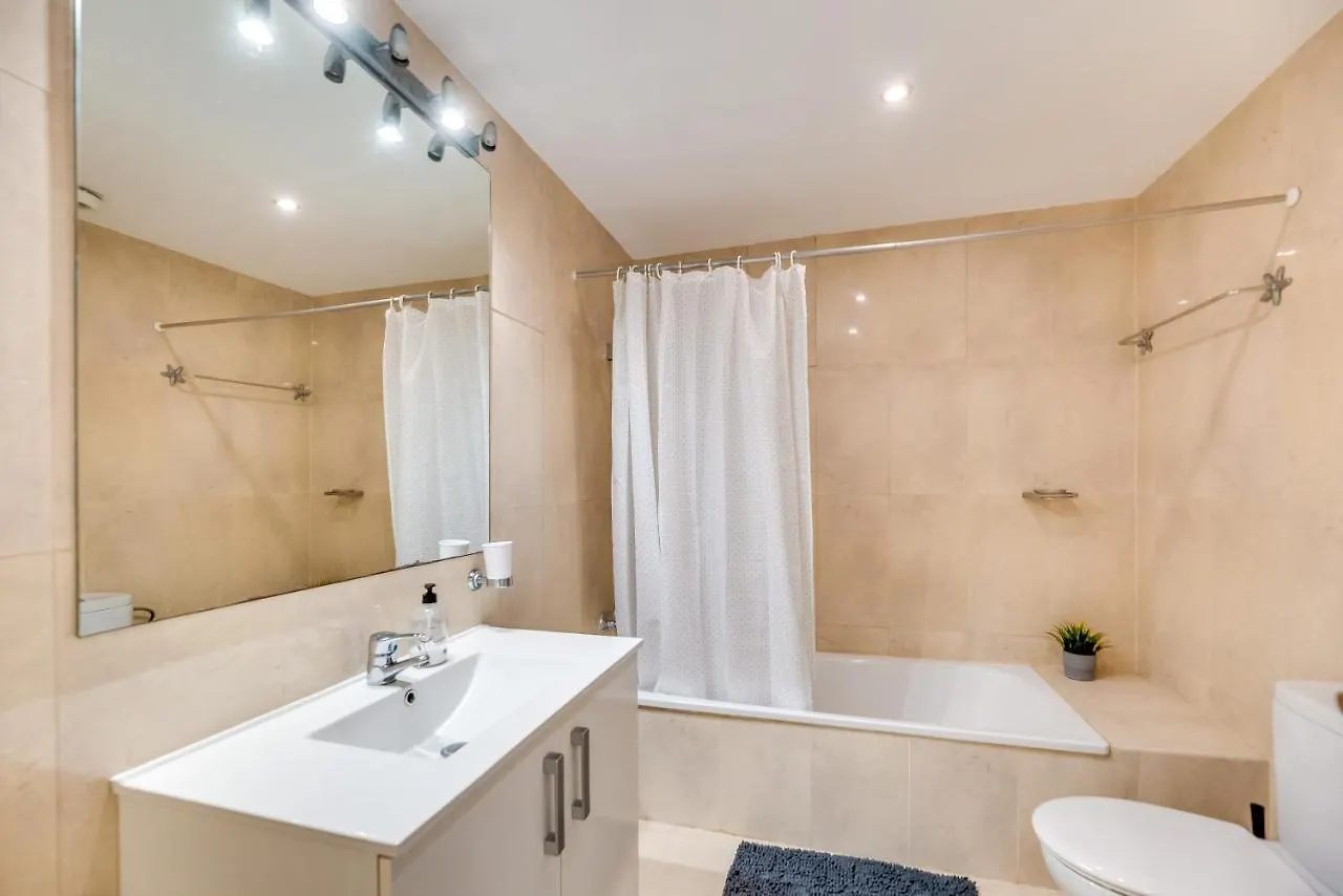 Tranquil 2 Bdrm Peaceful Apt W/ 2 Pools Marbella Spain