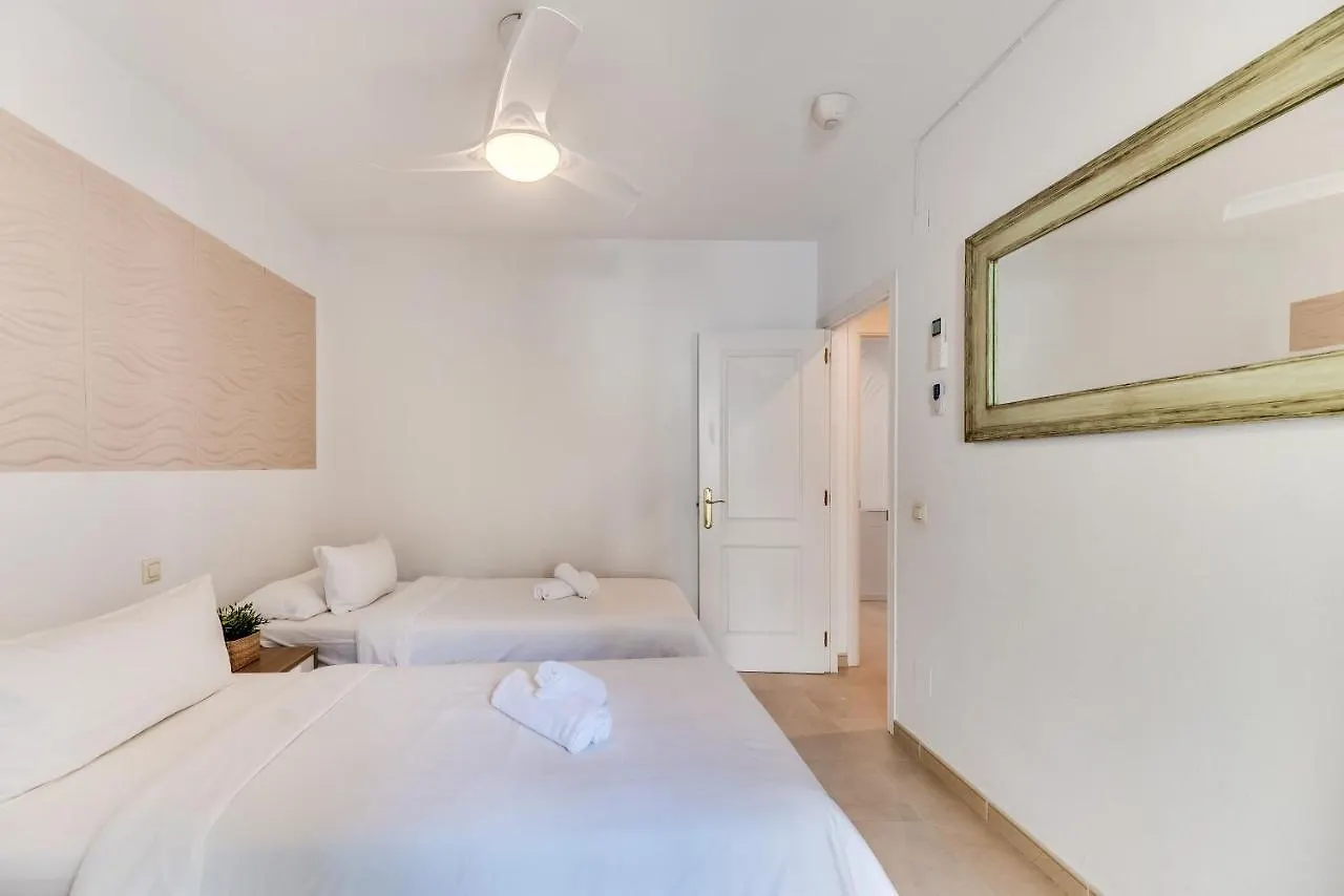 Apartment Tranquil 2 Bdrm Peaceful Apt W/ 2 Pools Marbella
